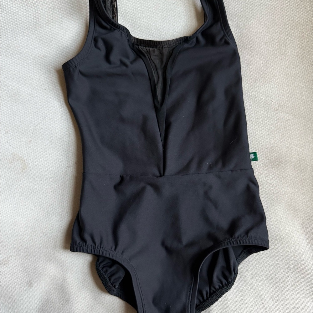 Black Luckyleo leotard in excellent condition